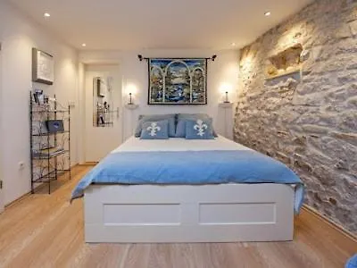 Val Rovinj