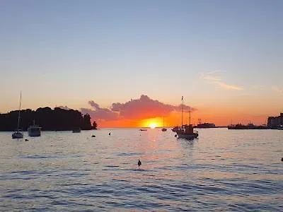 Val Διαμέρισμα